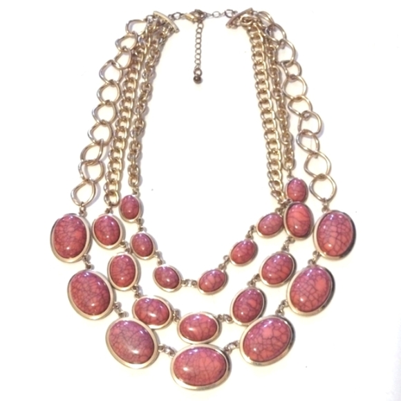 Jewelry - VINTAGE 3-STRAND GOLD-TONE DARK PINK SPECKLED STONE COLLAR 17-20" NECKLACE